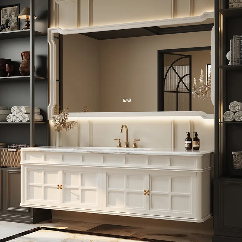 Décorations d'armoire de salle - Luxury Skincare & Spa Reviews avis et prix